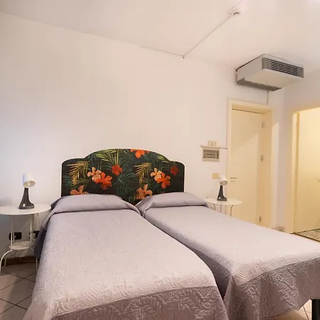 Hotel Bernardino Lucca