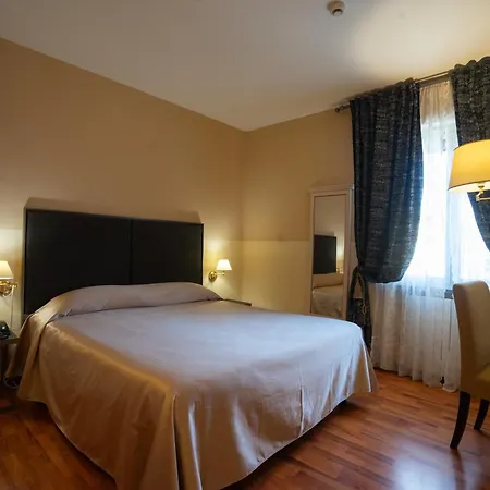 Bernardino Hotel 3*