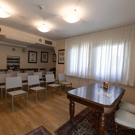 Bernardino Hotel